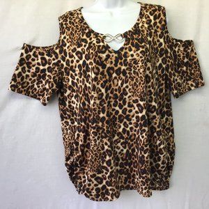 Scarlett Plus Tunic Animal Print Keyhole Neckline Peep Shoulder Ruched Sides 2X